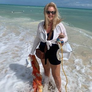 Meet your Posher, Victoria